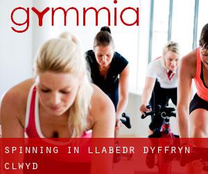 Spinning in Llabedr-Dyffryn-Clwyd